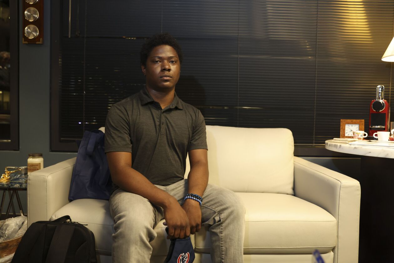 Rashawn Lindsey poses for a portrait at Romanucci & Blandin law offices at 321 N. Clark Street in the Loop, Tuesday, Sept. 7, 2021. | Anthony Vazquez/Sun-Times